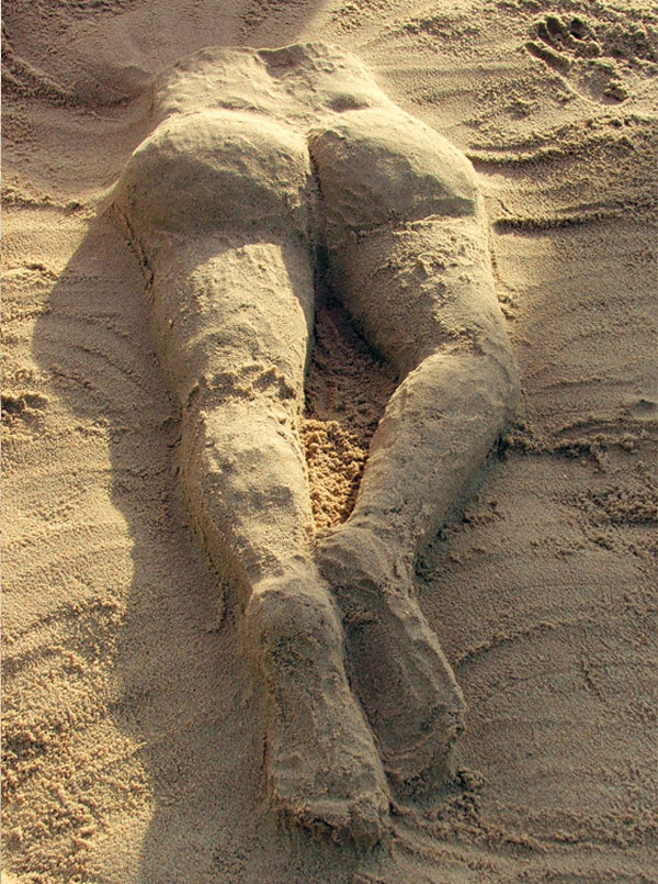 Жопа из песка